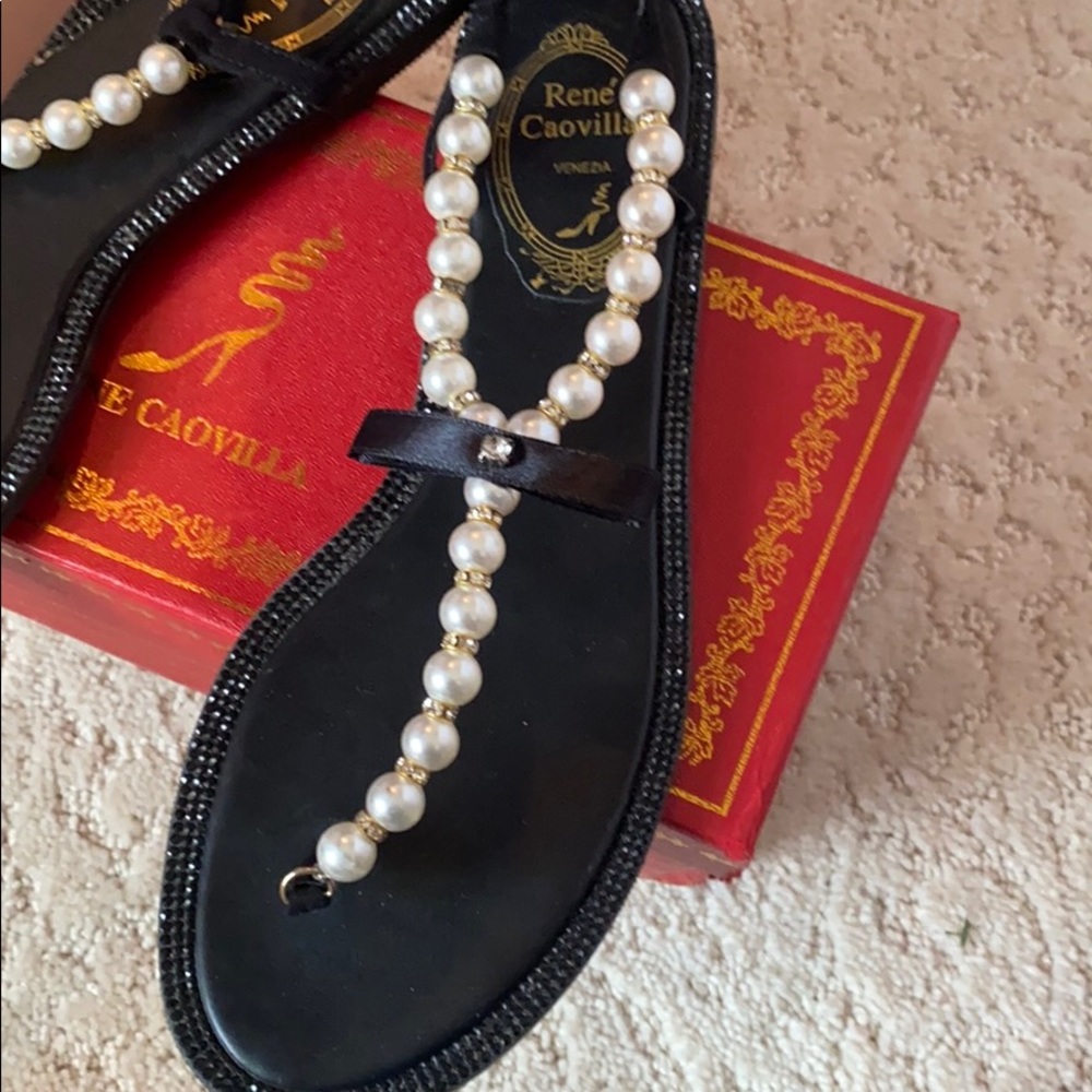 pearl rhinestone sandals - Picture 2 of 9